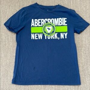 (11) Abercrombie Kids Blue Graphic T-Shirt